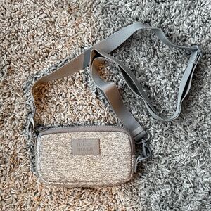 Dagne Dover Textured Gray Crossbody Bag